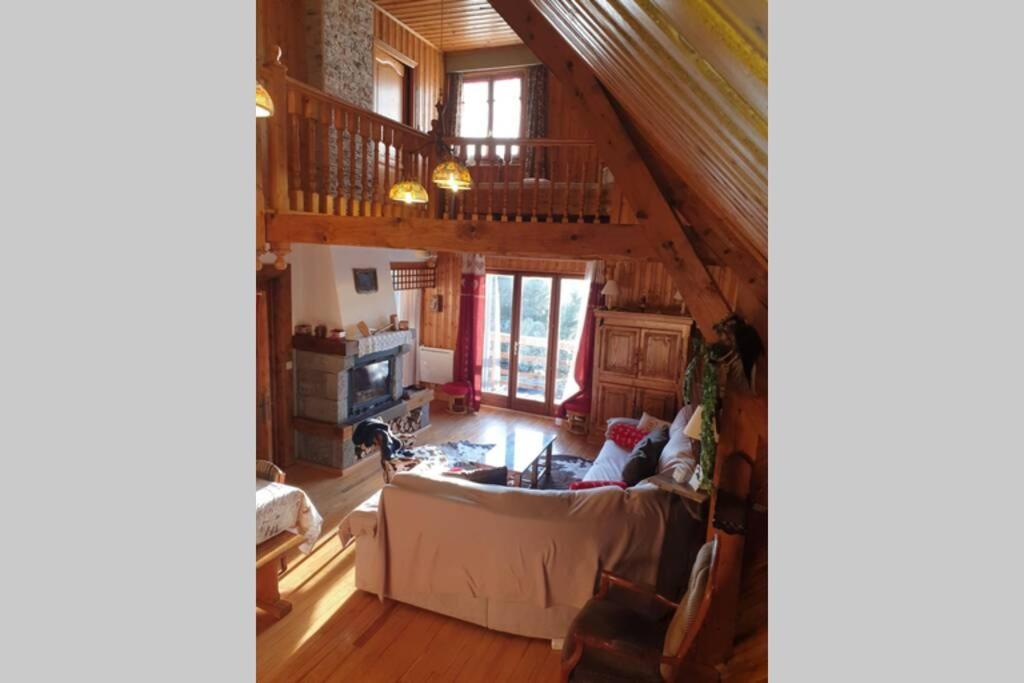 Authentique Chalet Vue Sur Le Lac Et Les Pistes Besse-et-Saint-Anastaise Exterior foto